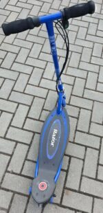 Elektrinis paspirtukas Razor Power Core E95 – Paveikslėlis 5